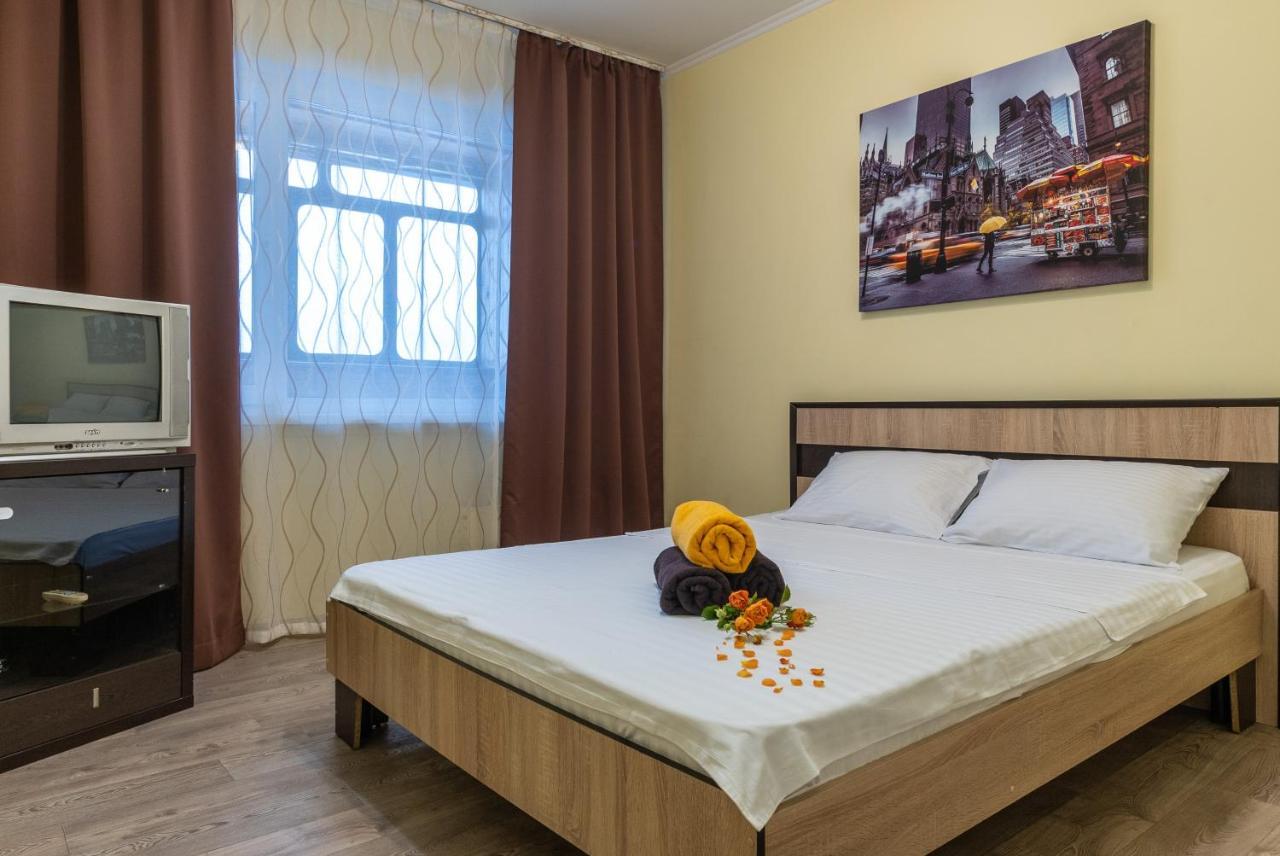 Уютная Квартира Для Семьи На Оболони Apartamento Kiev Exterior foto